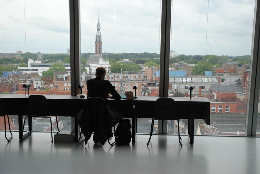 Het Forum met uitzicht op de stad en provincie Groningen.